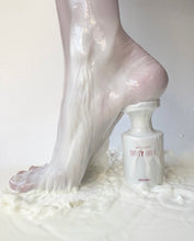 Carica l'immagine nel visualizzatore di Gallery, Dirty Milk BTSO