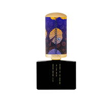 Carica l'immagine nel visualizzatore di Gallery, In The Rain Floraïku