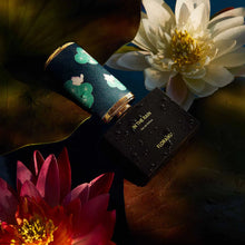 Carica l'immagine nel visualizzatore di Gallery, In The Rain Floraïku