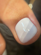 Carica l'immagine nel visualizzatore di Gallery, PRENOTAZIONE CORSO PEDICURE CON SEMIPERMANENTE E FRESA