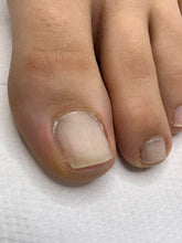 Carica l'immagine nel visualizzatore di Gallery, PRENOTAZIONE CORSO PEDICURE CON SEMIPERMANENTE E FRESA