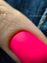 Carica l'immagine nel visualizzatore di Gallery, Corso MANICURE RUSSA CON FRESA E SEMIPERMANENTE CON RINFORZO